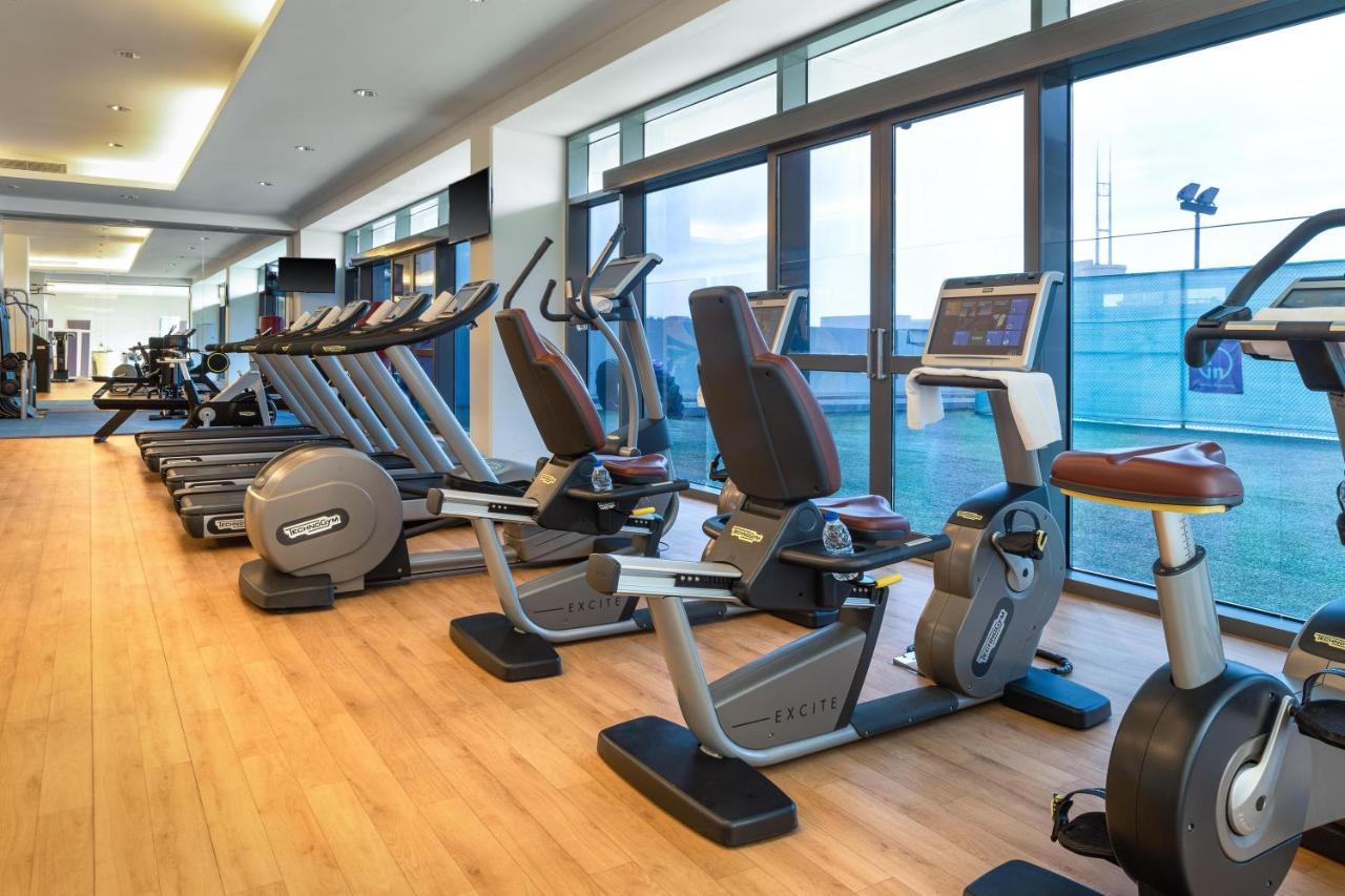 Crowne Plaza Riyadh - Rdc Hotel & Convention By Ihg Екстериор снимка The gym at the hotel