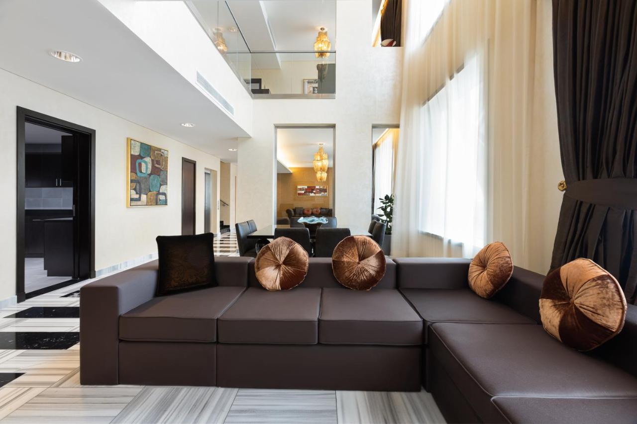 Crowne Plaza Riyadh - Rdc Hotel & Convention By Ihg Екстериор снимка A living room in a modern house